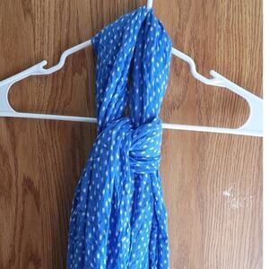 Isaac Mizrahi Blue Polka Dot Scarf Fringe Lightweight Wrap 24x62 Classic Layer